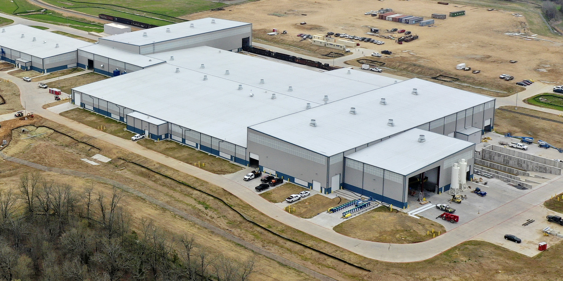 Custom Pre-Engineered Steel Building