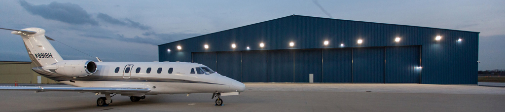 Pre-engineered hangar metal building